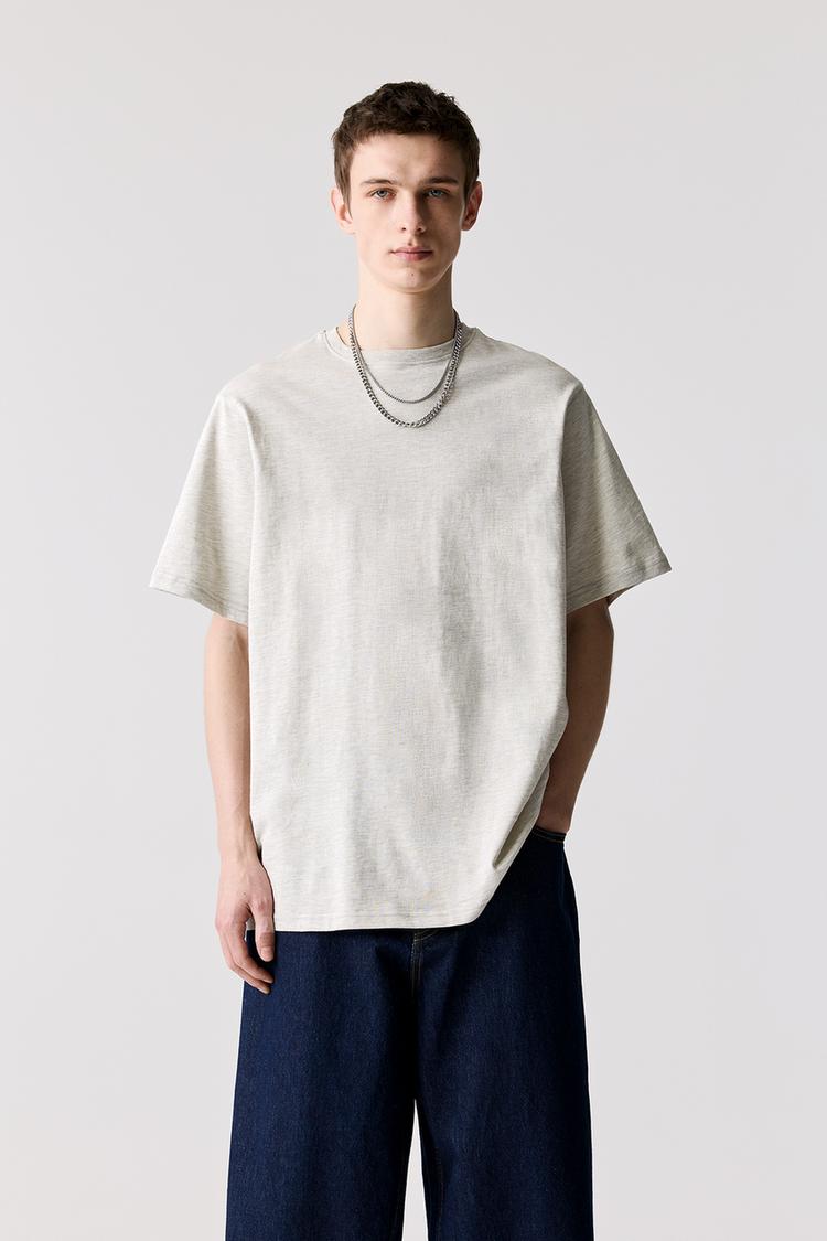 

Базовая хлопковая футболка с коротким рукавом Pull And Bear, белый