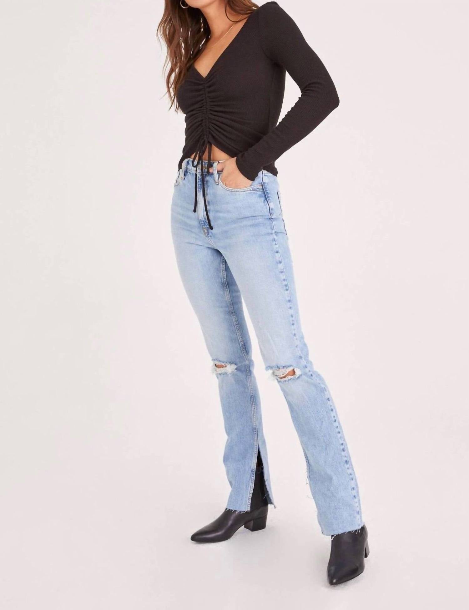 

Топ Селены в черном цвете PROJECT SOCIAL T