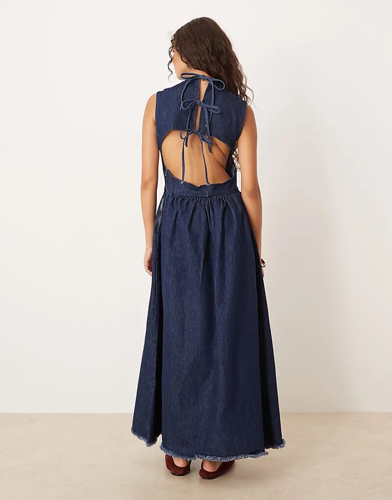 

Платье мидакси из денима ASOS DESIGN с вырезом на спине, цвет: промытый
