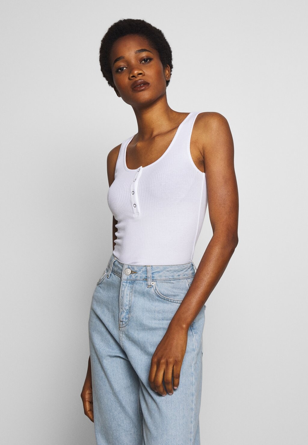 

Топ Pieces, белый