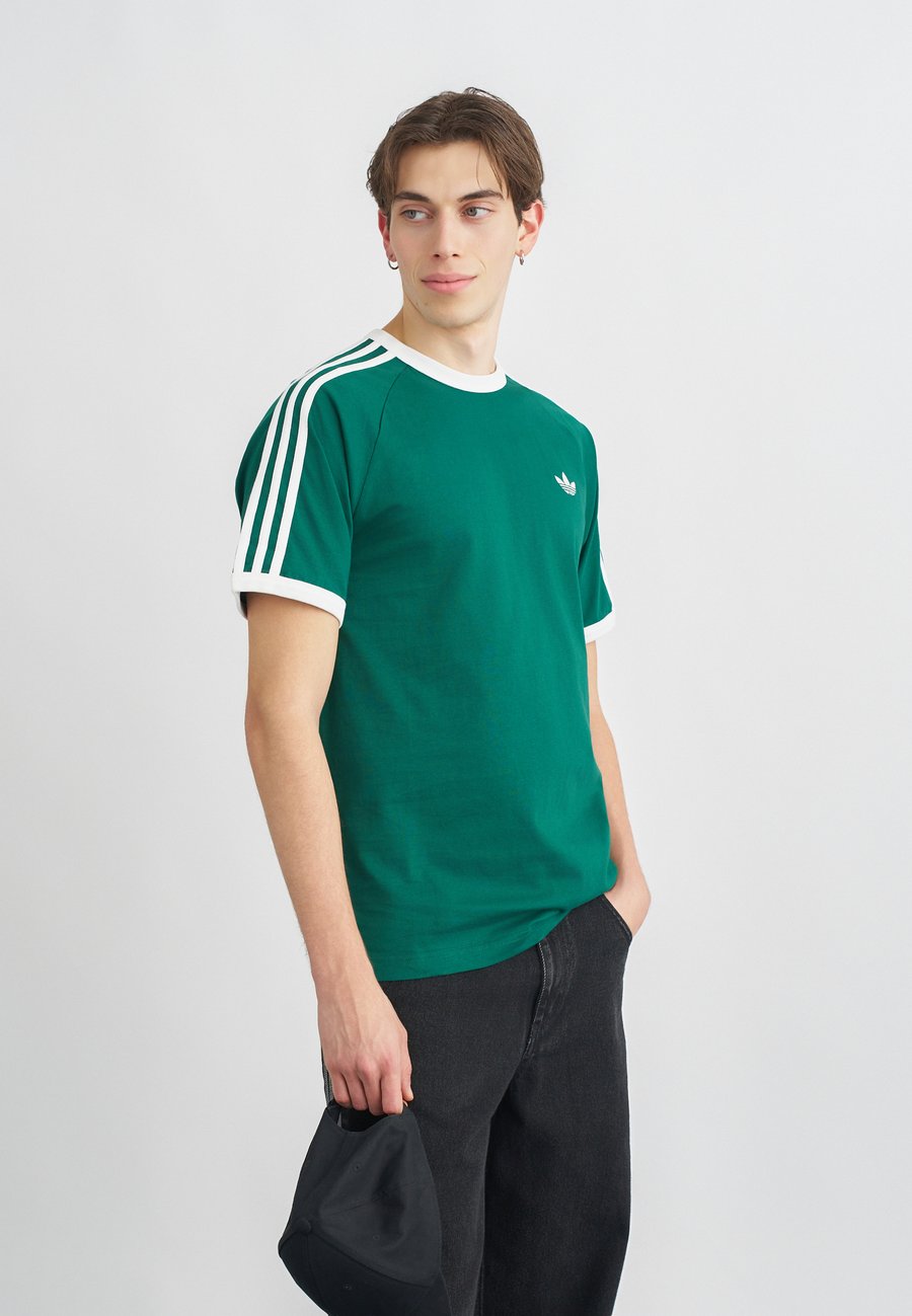 

Футболка Adidas Originals TEE, Collegiate Green/Dark Green, Зеленый, Футболка Adidas Originals TEE, Collegiate Green/Dark Green