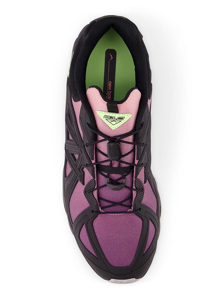 Беговые кроссовки 610 New Balance, цвет schwarz/lila — фото 4