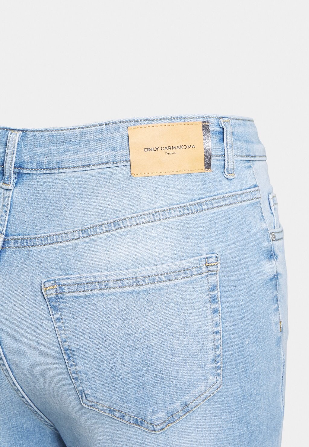 

Джинсы облегающие CARWILLY JEANS ONLY Carmakoma, светло-голубой