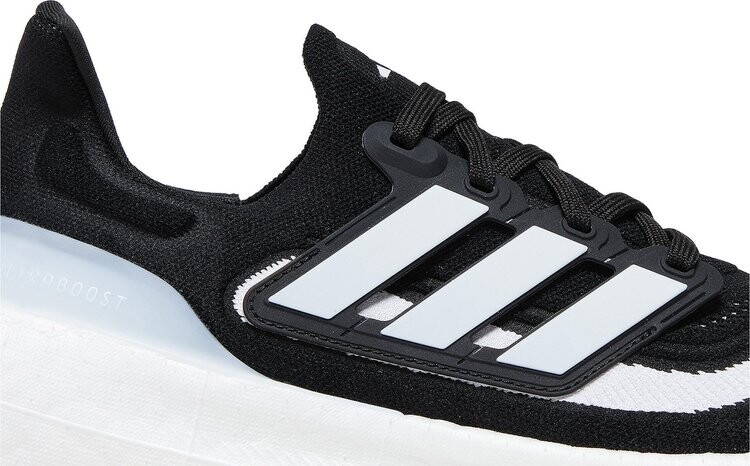 Кроссовки UltraBoost Light 'Black White', черный — фото 2