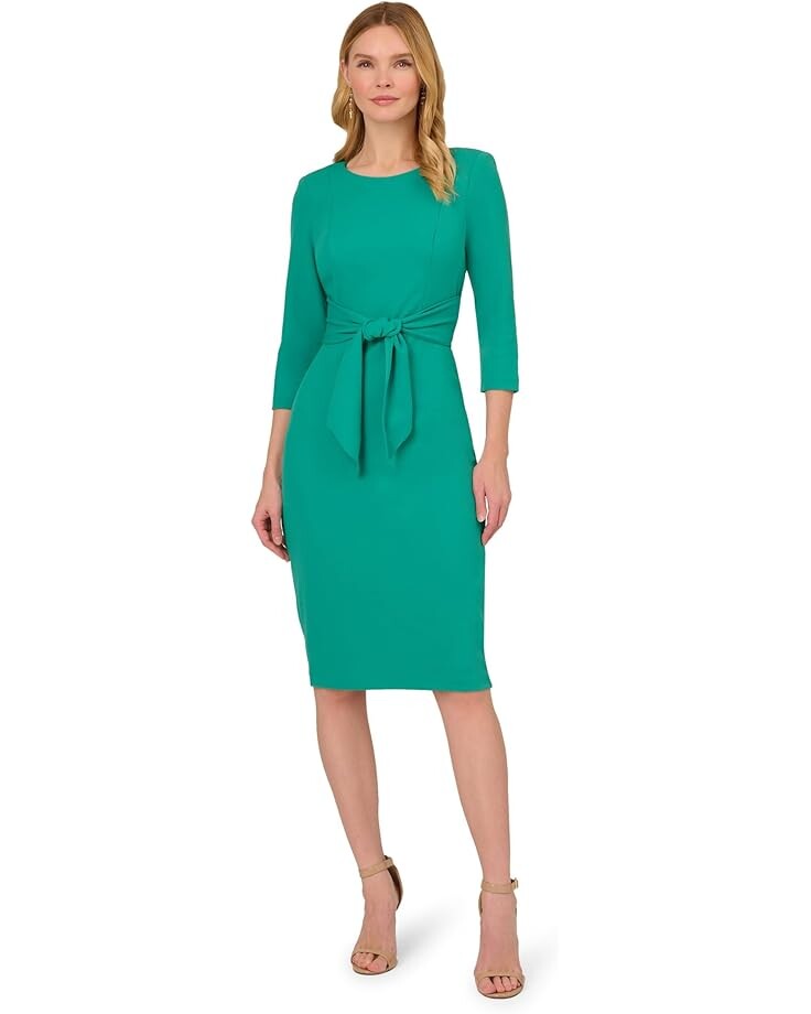 

Платье Adrianna Papell Knit Crepe Tie Waist Sheath, цвет Botanic Green