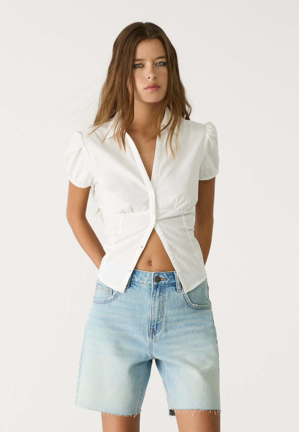 

Джинсовые шорты BERMUDA Stradivarius, цвет Stone Blue Denim