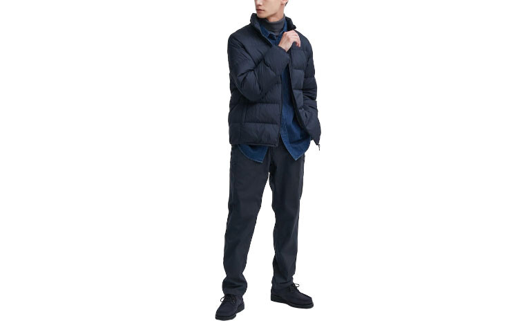 

Повседневные брюки женские темно-синие Uniqlo