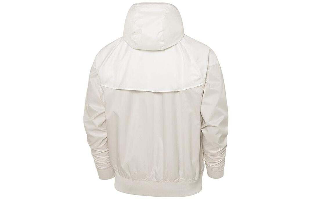 Спортивная мужская куртка Windrunner с капюшоном белого цвета Nike, кремовый — фото 2