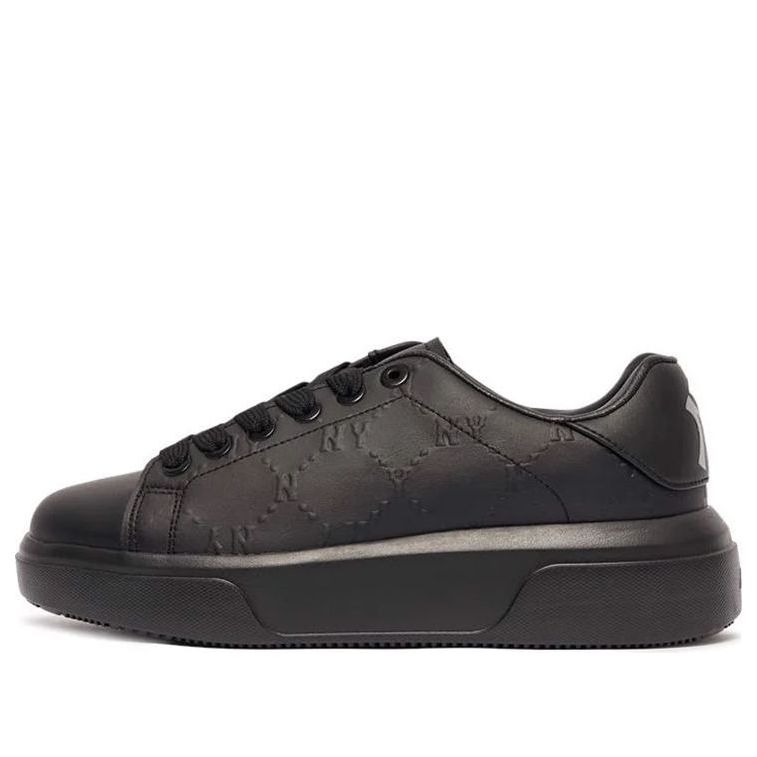 

Кроссовки MLB Chunky Mono Embo Yankees 'Triple Black', черный
