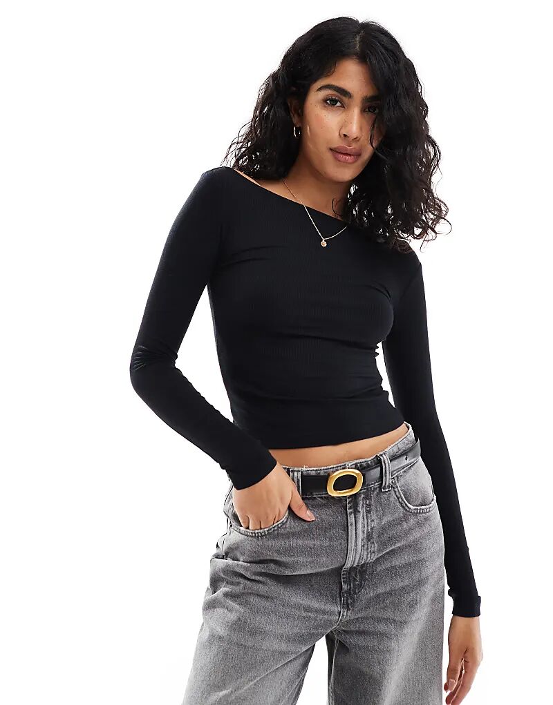 

Лонгслив с длинными рукавами и вырезом-лодочкой, черный