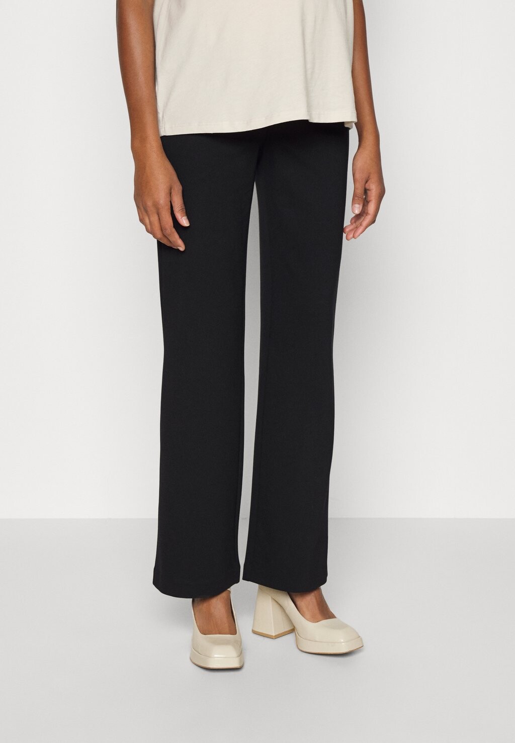 

Брюки Vero Moda, черный Vmmkammie, черный