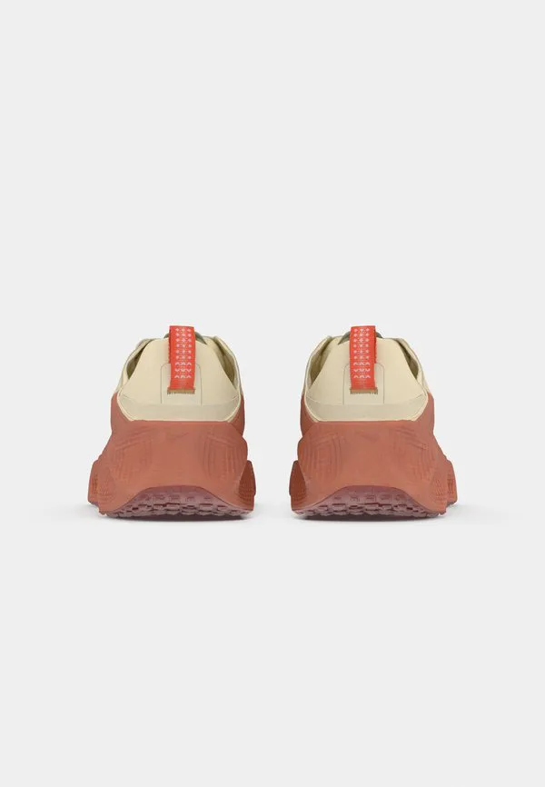 Кроссовки ava rover Nike Sportswear, Fossil/Black/Cosmic Clay/Canyon Rust/Terra Blush — фото 4