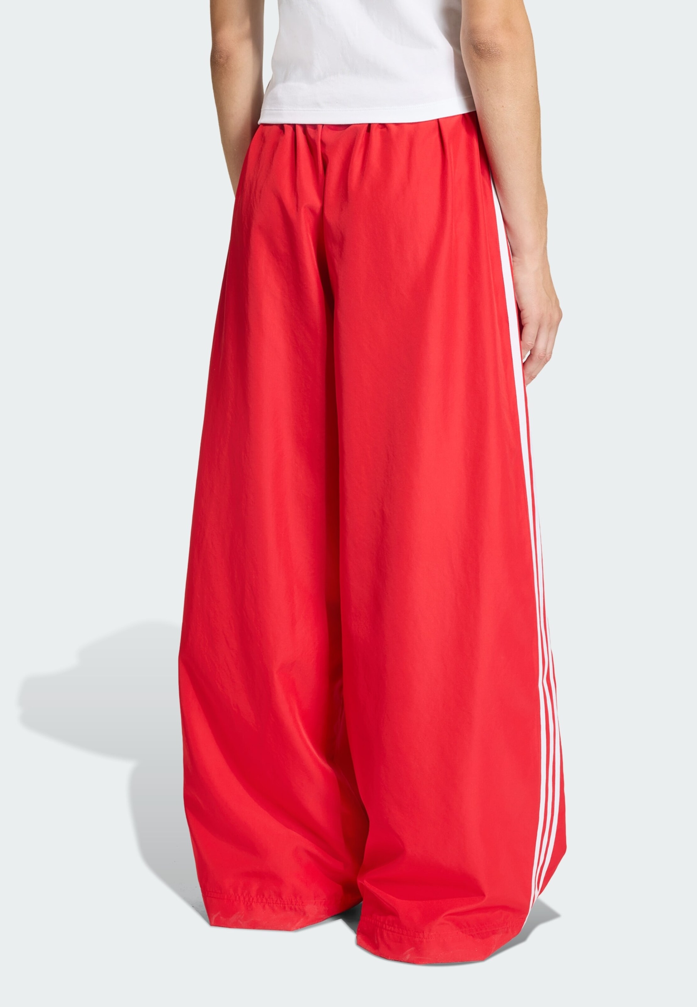 Adidas Originals Широкие брюки 'Firebird Adilenium' в красном цвете — фото 3
