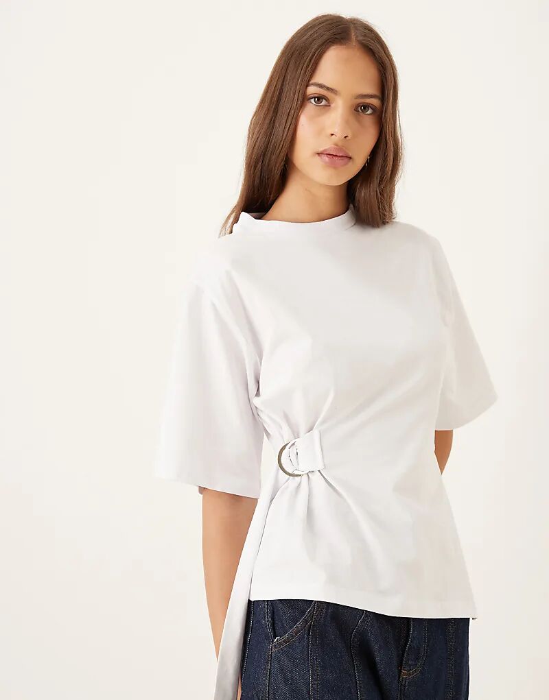 

Белый асимметричный топ с короткими рукавами и приталенными деталями от ASOS DESIGN