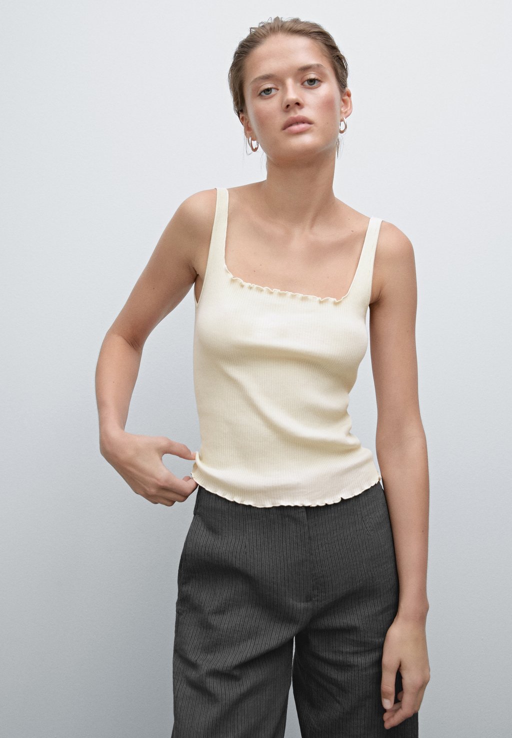 

Топ RUFFLED Massimo Dutti, бежевый