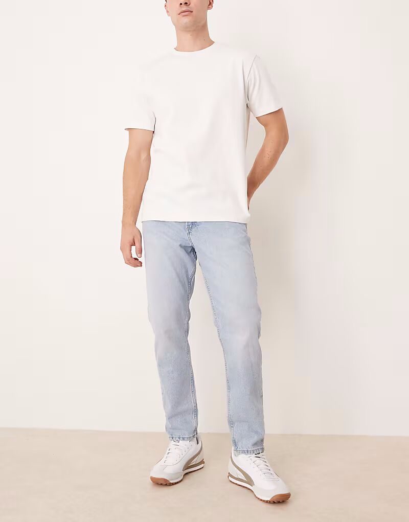 

Зауженные джинсы светло-голубого цвета Mango