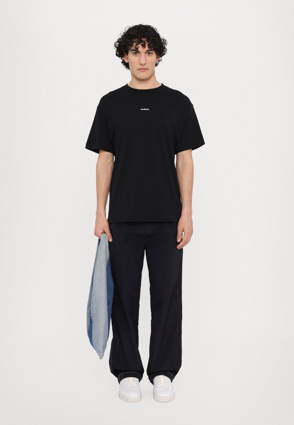 

Базовая футболка ASH UNISEX Soulland, черный