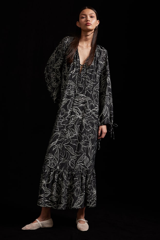 

Платье с завязками H&M, мультиколор
