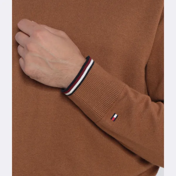 Свитер стандартного кроя Monotype с кантом gs с добавлением шелка Tommy Hilfiger, коричневый — фото 4