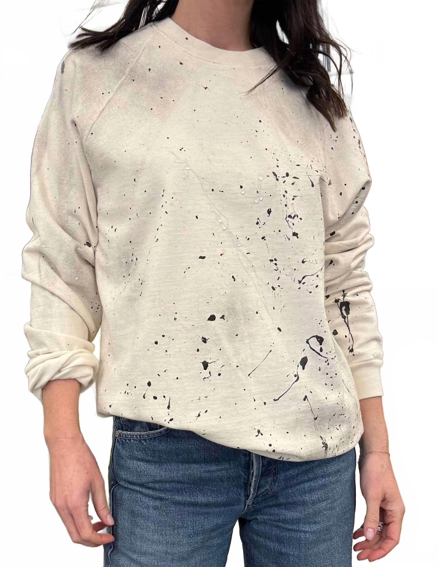 

Женский свитшот с эффектом брызг в белом цвете Unsweetened
