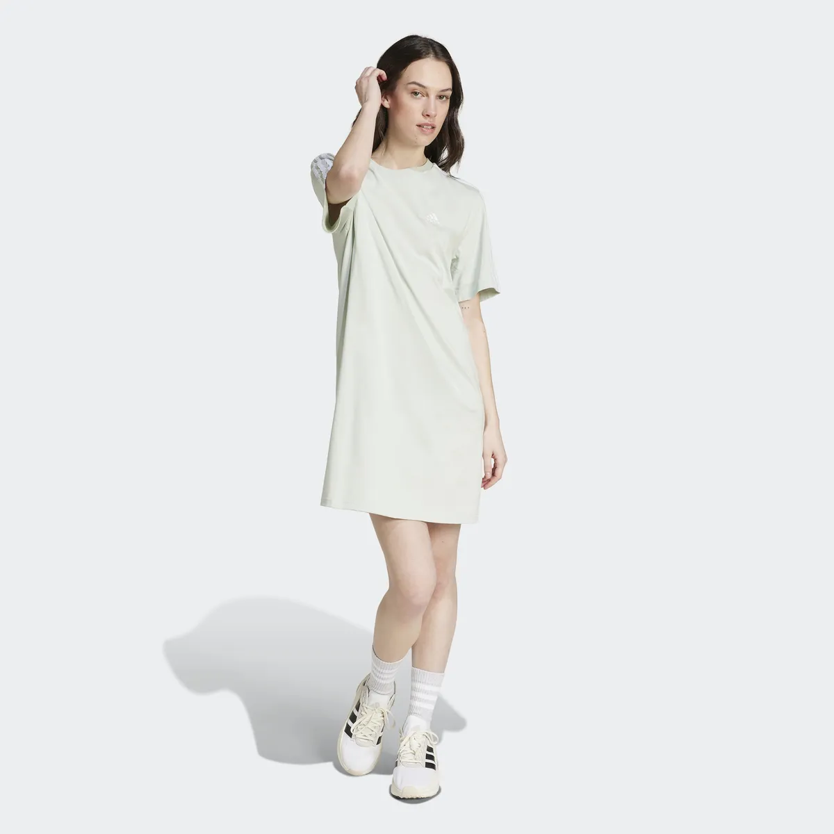 

Платье-рубашка Adidas Sportswear "W 3S BF T DR" (1 шт.), зеленый