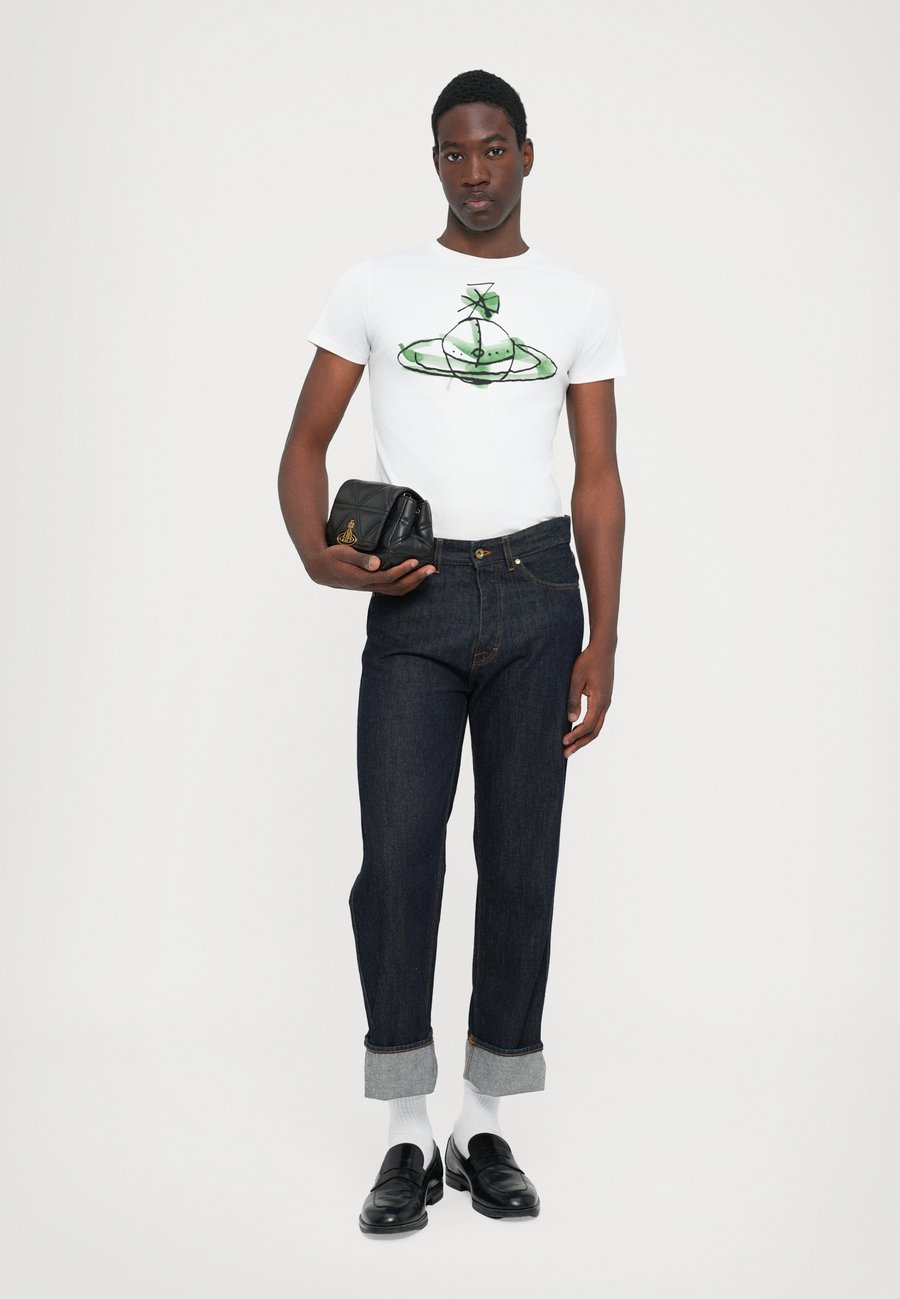 

Футболка Vivienne Westwood DRAWN ORB PERU UNISEX, White