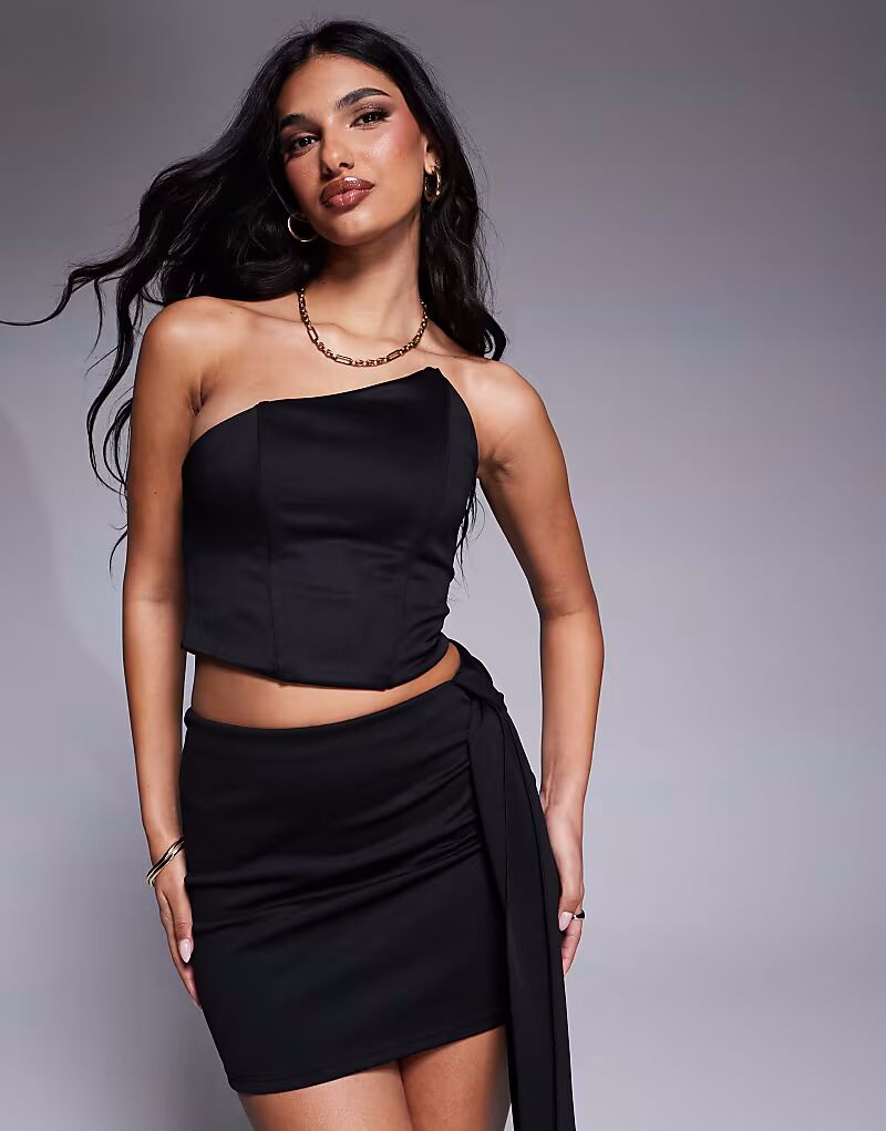 

Топ Coord с угловым вырезом, черный, из ткани в стиле «скуба» Asos Design