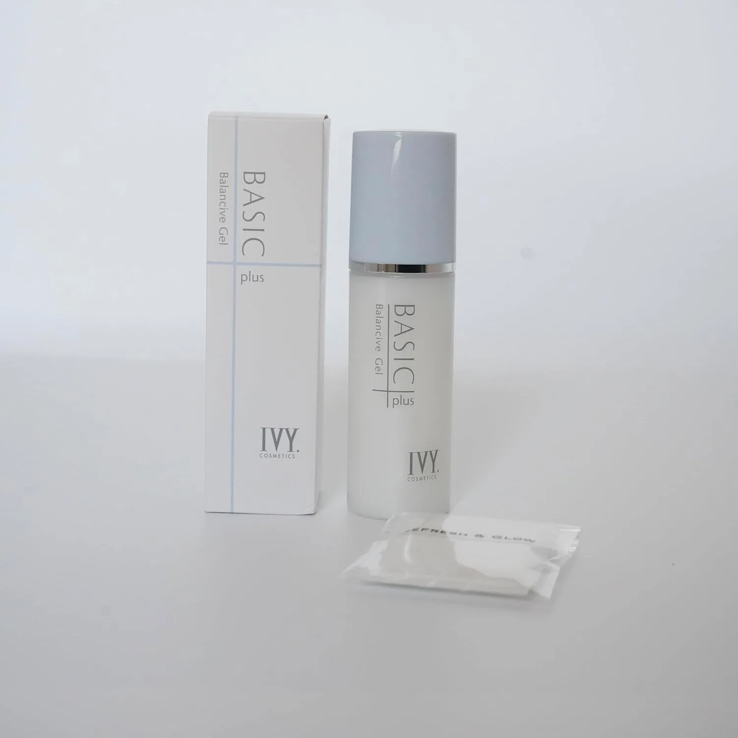 Гель-эмульсия увлажняющая Ivy Cosmetics Basic Plus Balanced Gel с освежающими ватными дисками, 80 мл