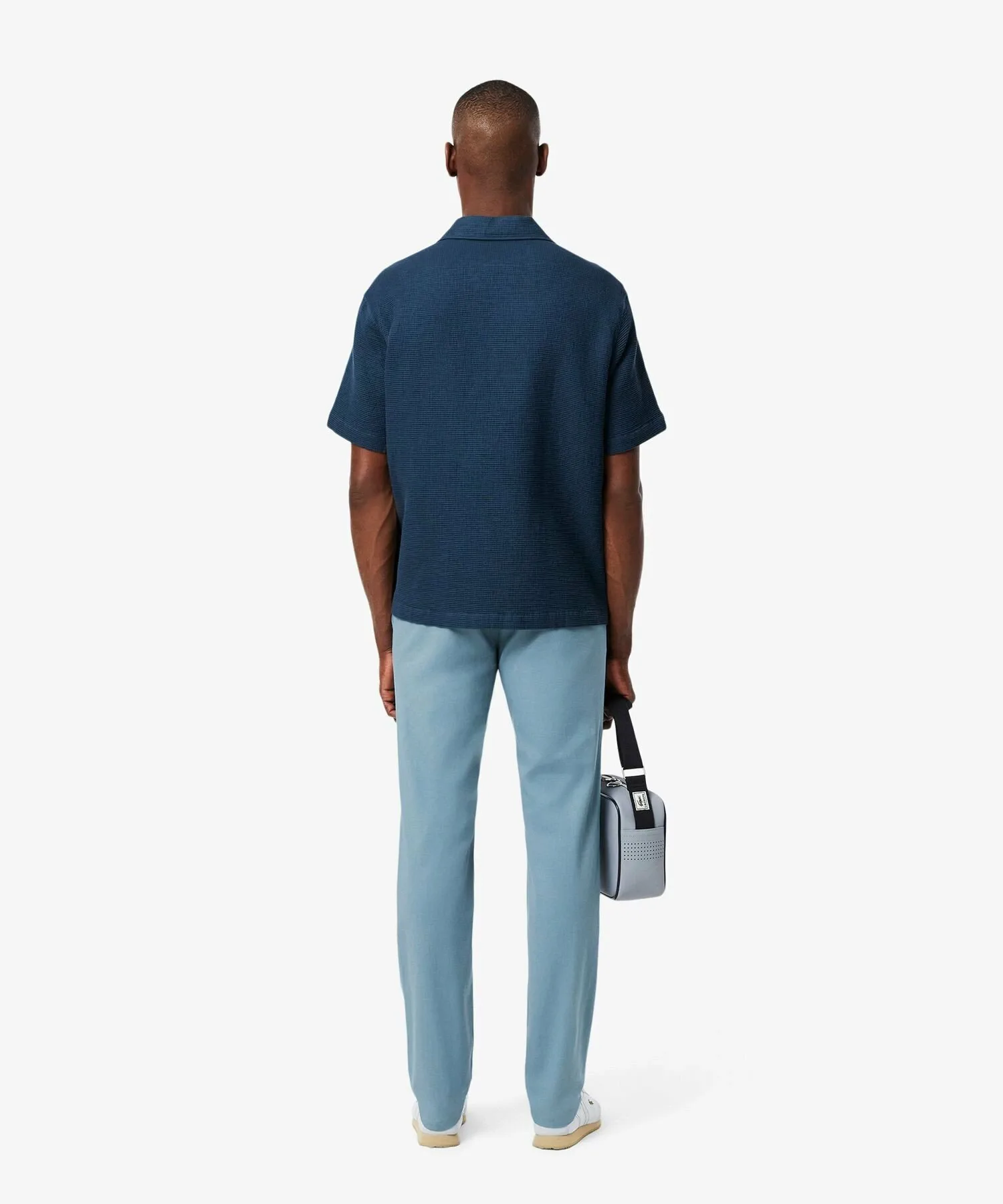 Узкие прямые эластичные брюки-чиносы LACOSTE, Grayish Blue — фото 3