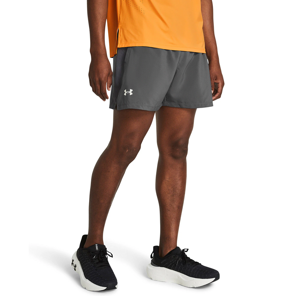 

Запуск 13 см мужские шорты Under Armour, темно-серый