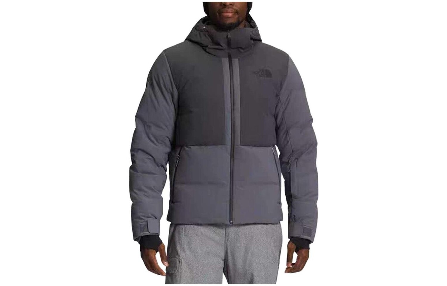 

THE NORTH FACE Мужской пуховик, цвет Black/Gray