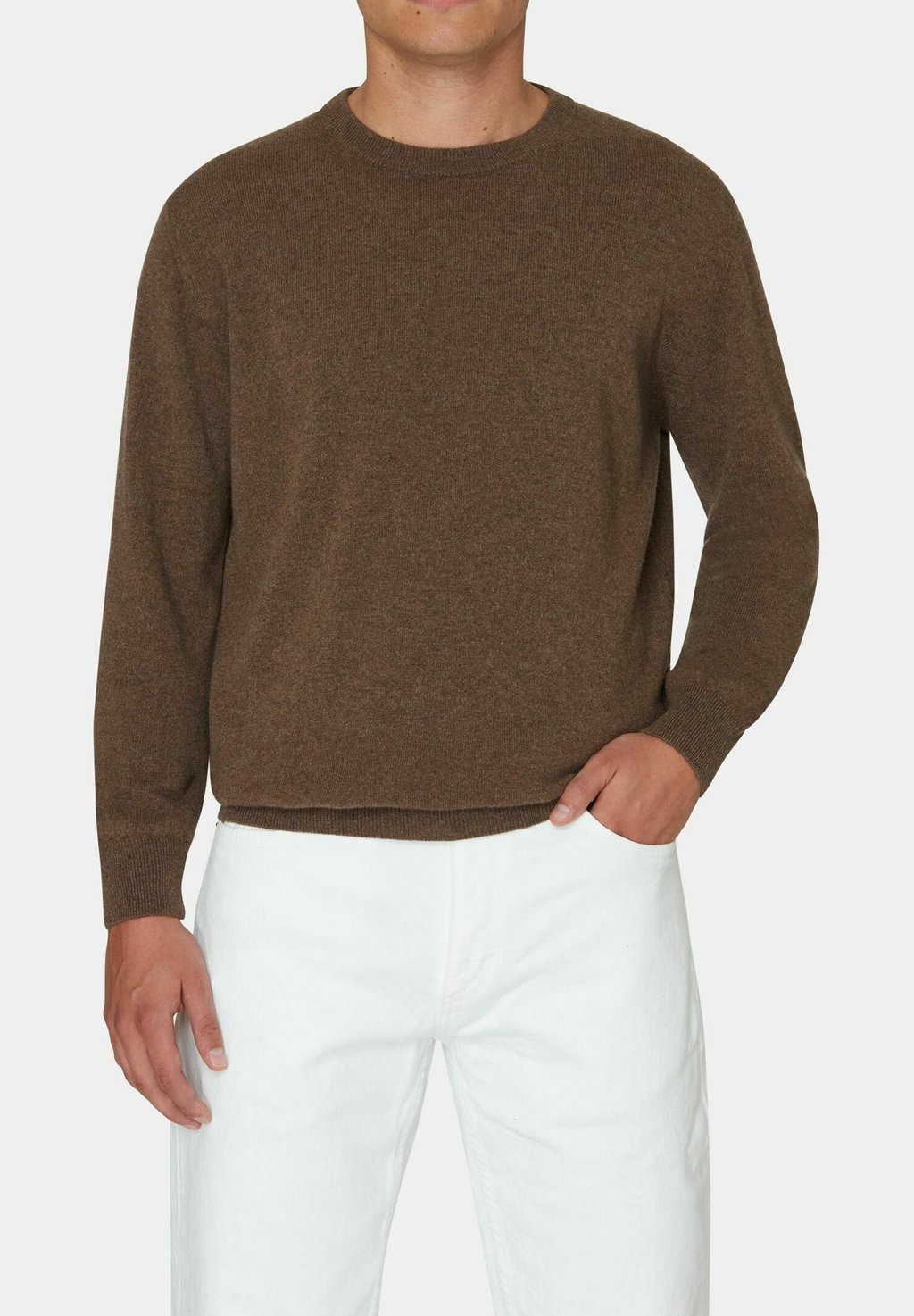 

Свитер VALTER ROUNDNECK Oscar Jacobson, коричневый