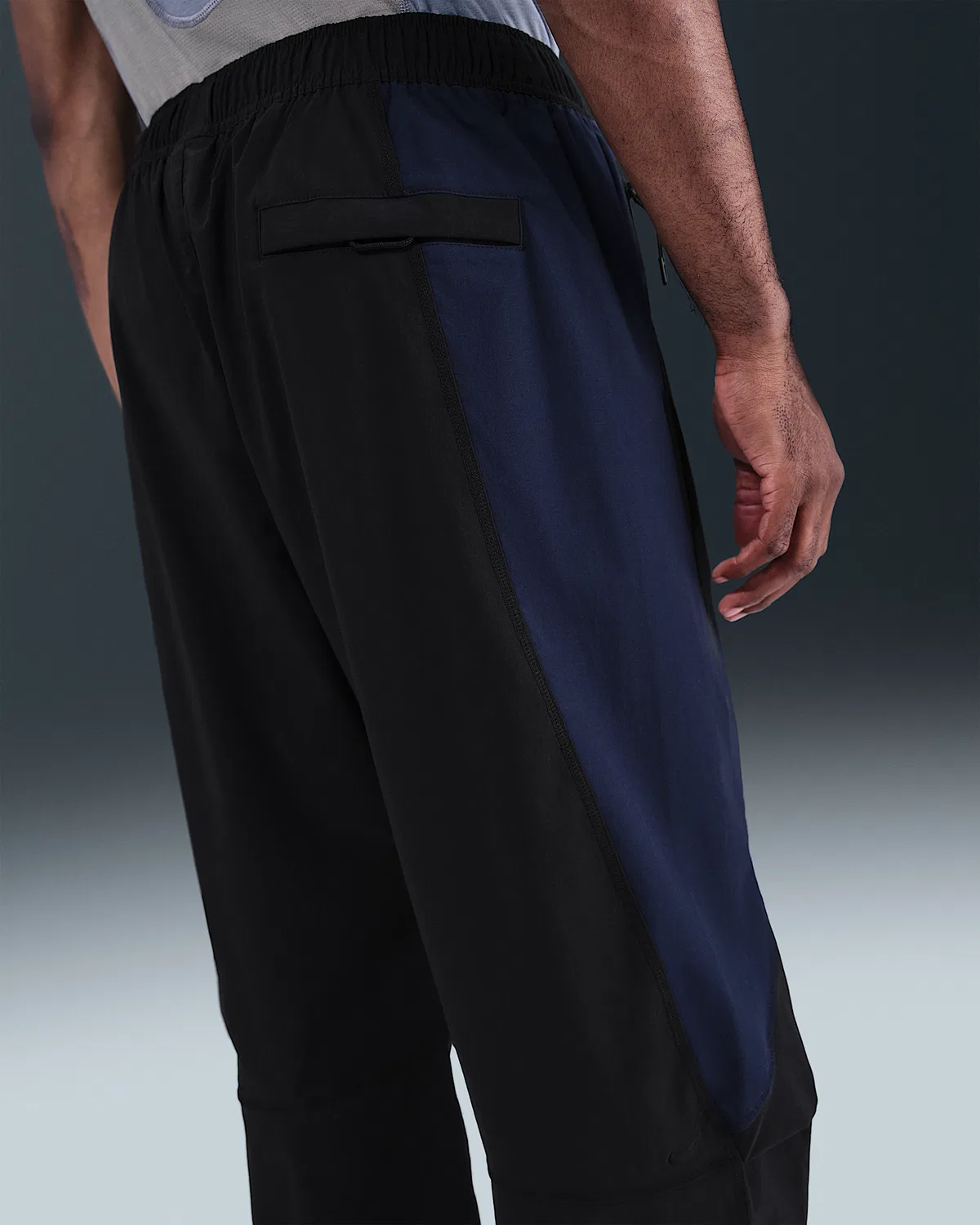 Мужские Oversized штаны Nike Tech Dri-FIT Woven Color-Block, Black/Obsidian/Black — фото 3