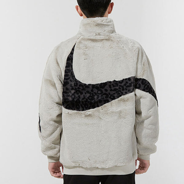 Куртка Men's Nike Sportswear Swoosh Contrasting Colors Large Logo Sports Jacket Autumn White, белый — фото 4