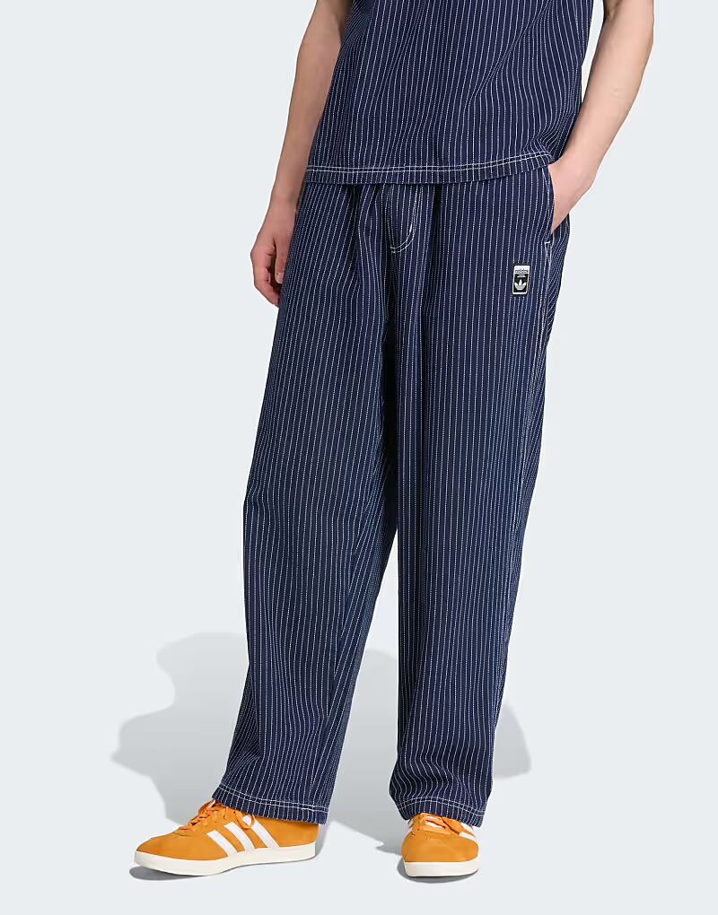 

Свободные брюки-чинос Wabash из средне-синего денима Adidas Originals
