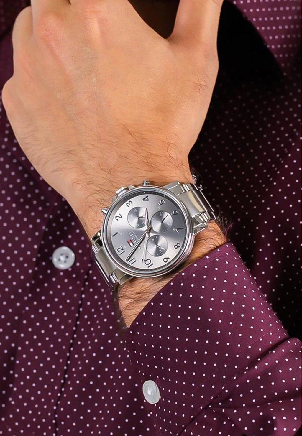 

Часы Tommy Hilfiger, серебряный