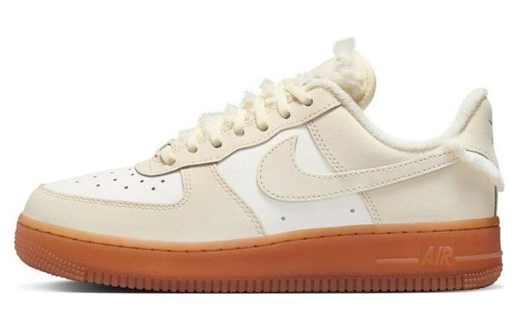 

Кроссовки Air Force 1 Sail Gum Faux Fur Women's Nike, кремовый, Бежевый, Кроссовки Air Force 1 Sail Gum Faux Fur Women's Nike, кремовый