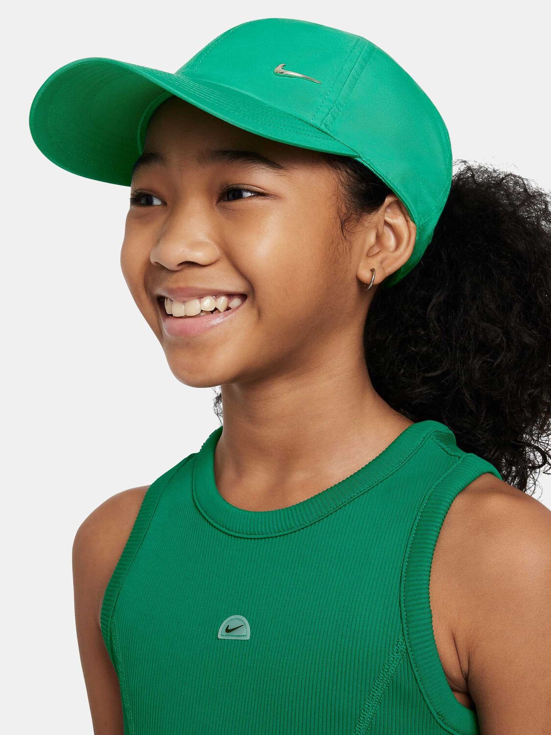 

Бейсболка Nike K NK DF CLUB CAP US CB MTSWSH, зеленый