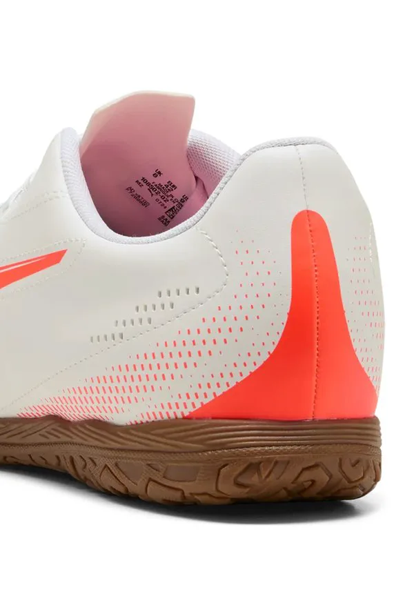 Кроссовки vitoria ii it fussball sports halle Puma, White-Glowing Red — фото 4