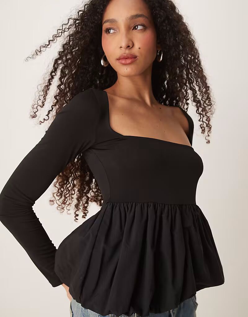

Трикотажный топ Gina Tricot с длинными рукавами и тканым подолом черного цвета