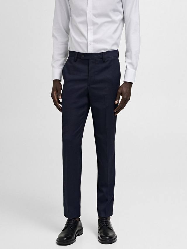 

Брюки миланского кроя slim fit Mango, темно-синий