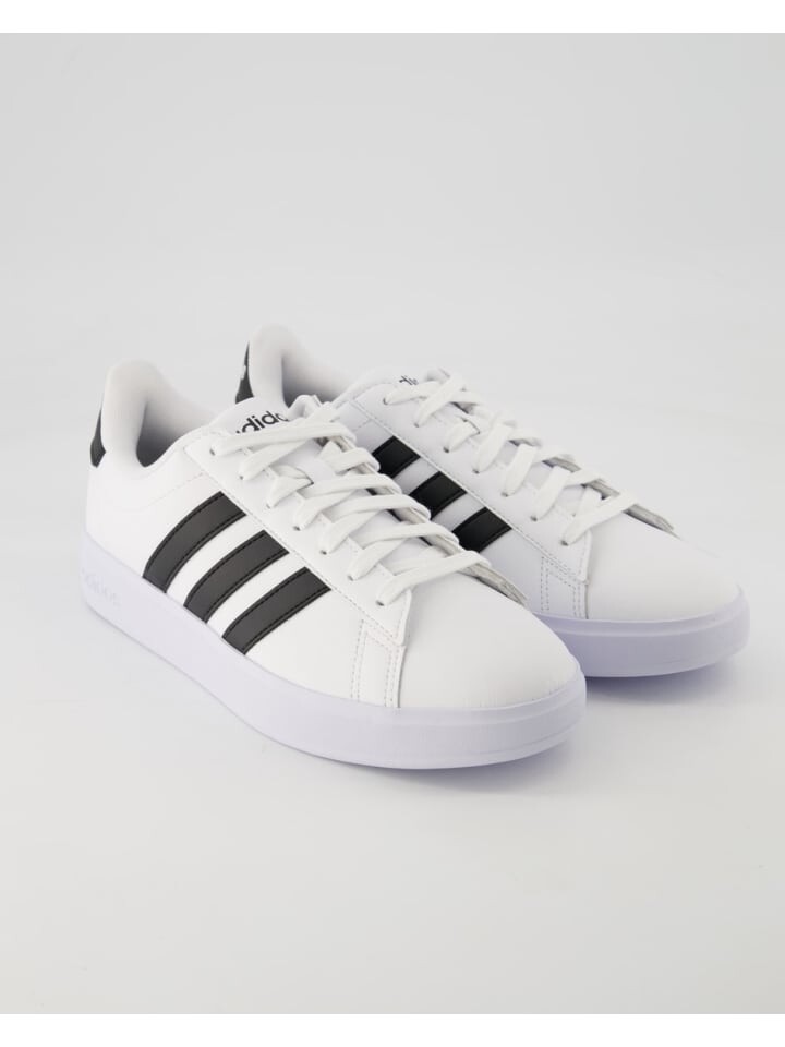 

Низкие кроссовки adidas low, белый