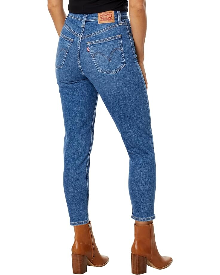 

Джинсы Levi's Womens High-Waisted Mom Jeans, цвет Medium Indigo Worn In