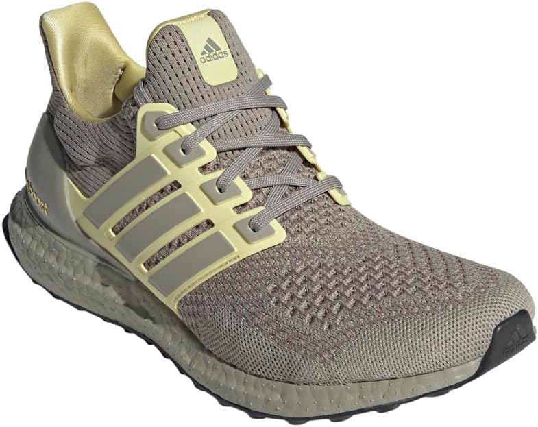 Мужские кроссовки для бега Adidas Ultraboost 1.0, черный/желтый — фото 2