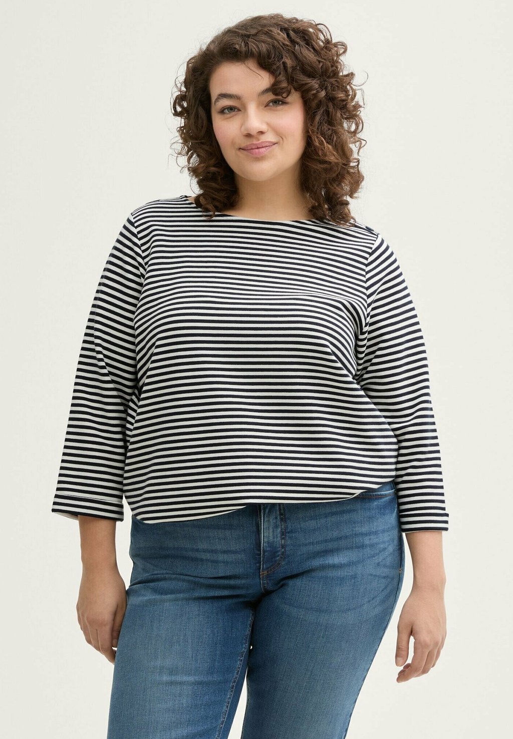 

Топ с длинными рукавами PLUS SIZE-MIT KNOPF-DETAILS TOM TAILOR, темно-синий