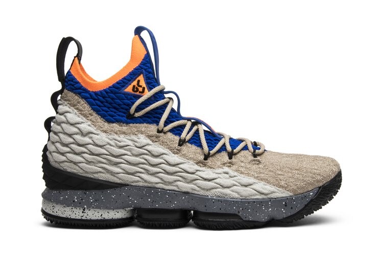 

Кроссовки Nike LeBron 15 'Mowabb', серый