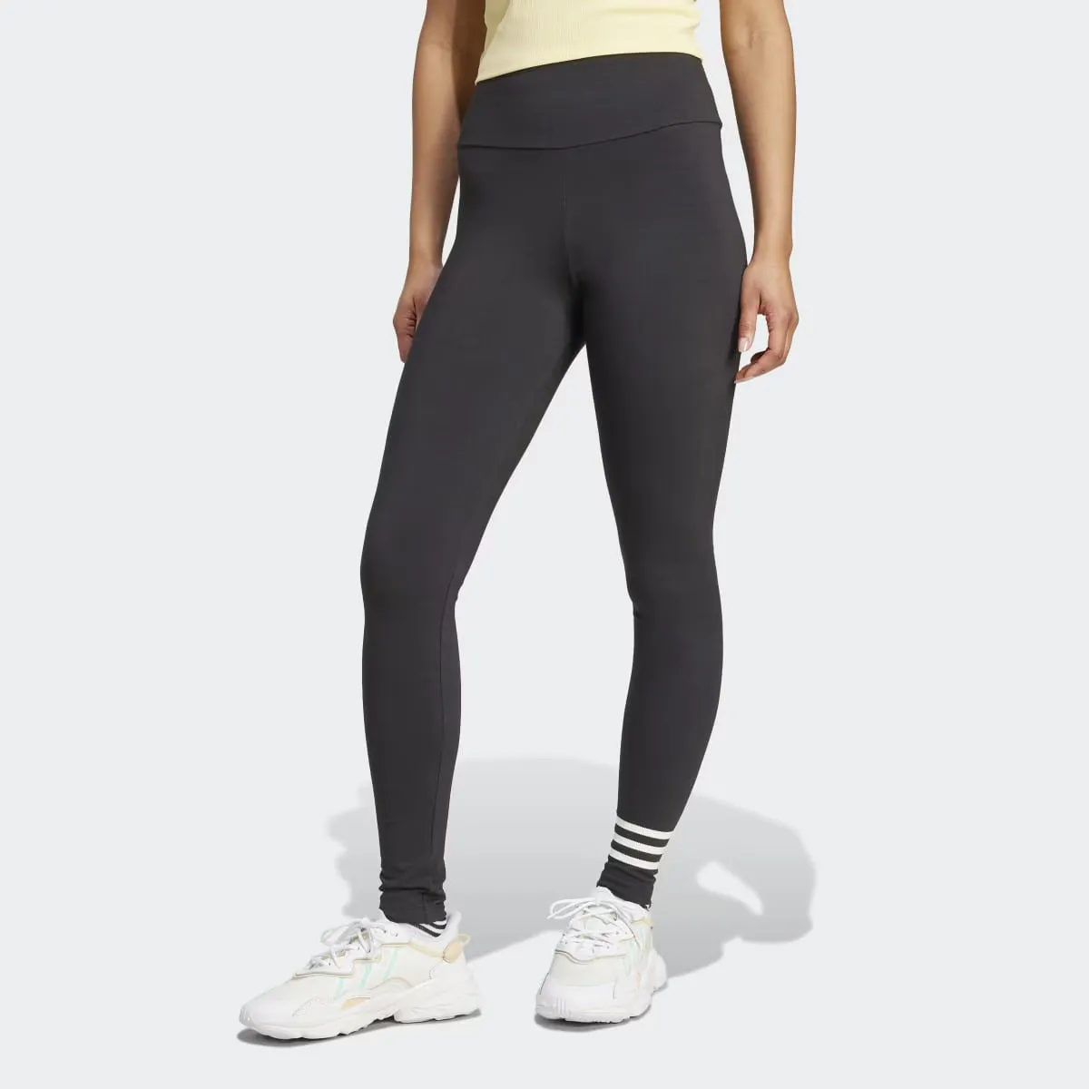 

Женская сетчатая футболка Neuclassics adidas Originals, черный