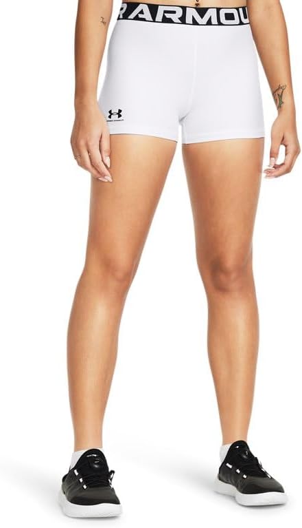 

Under Armour Женские шорты HeatGear Armour Shorty, White/Black