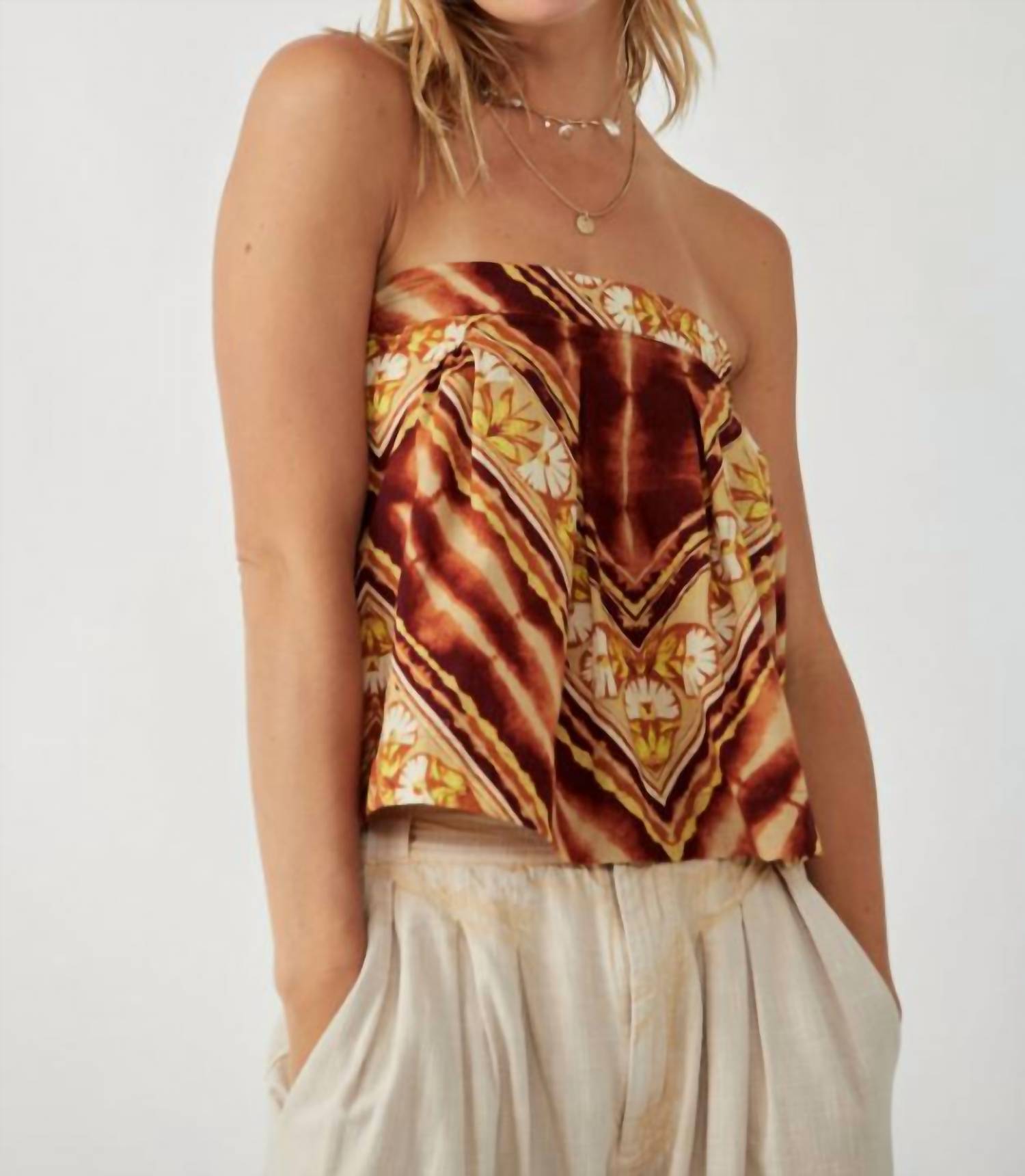 

Топ-труба Kendra Printed в цвете Multi Free People