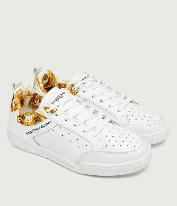 Кожаные кроссовки BROOKLYN SOLE DIS. 63 Versace Jeans Couture, белый — фото 3